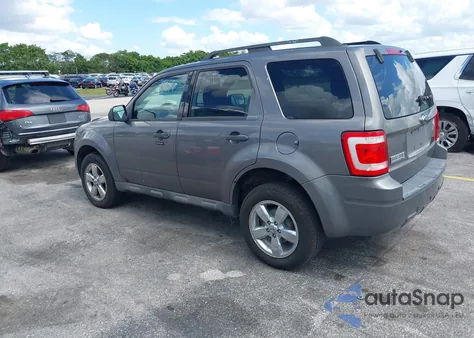 2009 Ford Escape Xlt из США, поврежденный, VIN 1FMCU03G39KA66114